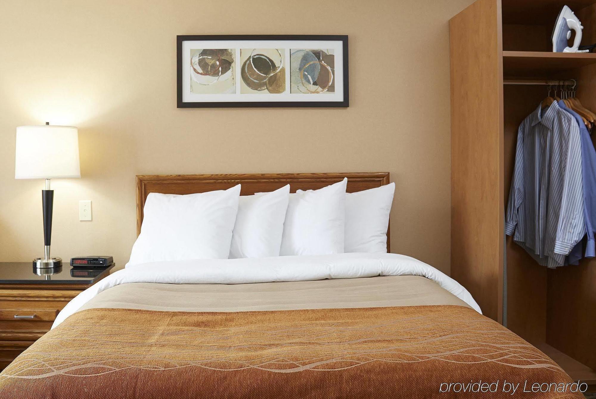 Comfort Inn Тимминс Экстерьер фото