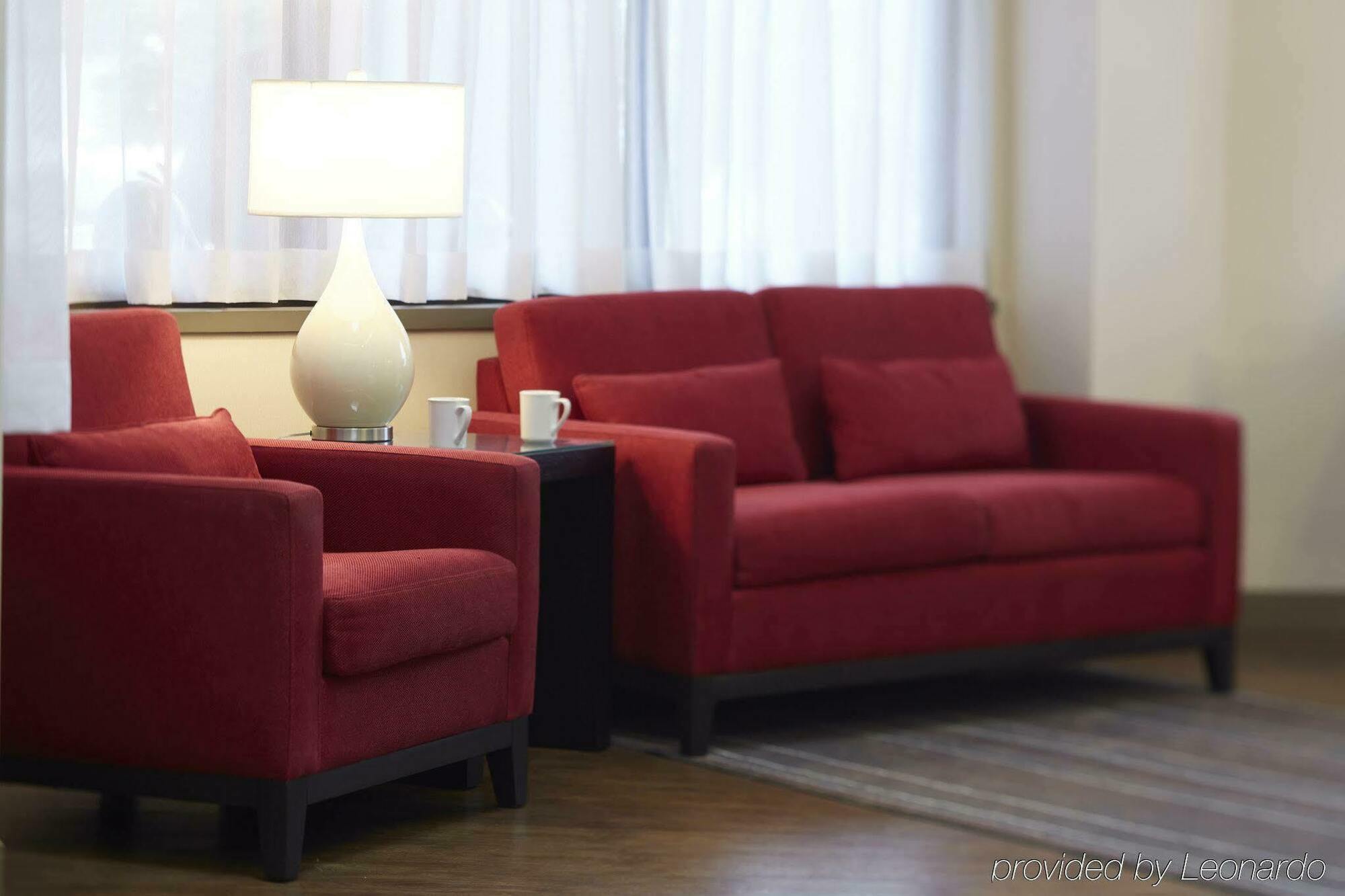 Comfort Inn Тимминс Экстерьер фото